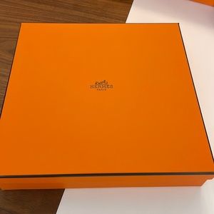 Hermes Box